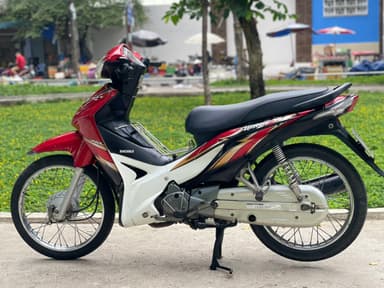 Tại sao xe máy lại chuyển động